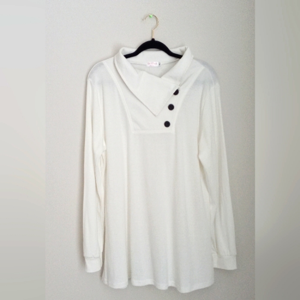 WOMEN'S LIGHTWEIGHT SWEATSHIRT SIZE XL